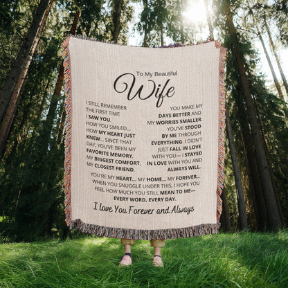 The Most Heartfelt Gift for Your Wife — Cosy Woven Blanket She'll Treasure Forever
